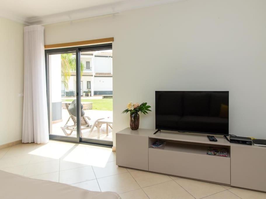 Magnolia O House - Pool View & Privat Garden & Garage Villa Albufeira Exterior photo